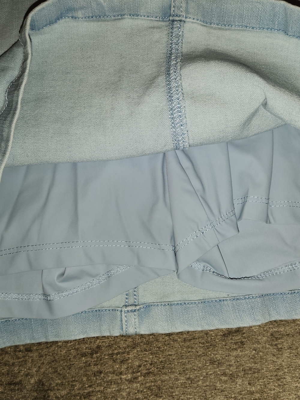 S.C. & Co Lt Wash Women’s Denim Skort - Medium - Picture 2 of 6